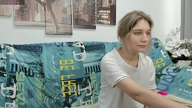 Tenderly Sophie online show from 12-19-25, 01:12