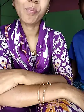 CoupleShow 432 online show from 02-17-26, 03:19