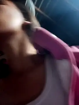 Karin-n online show from 10-30-25, 01:18