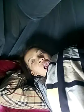 Karin-n online show from 11-23-25, 09:36