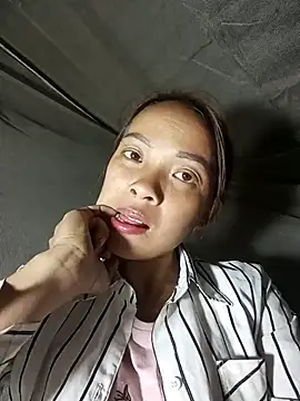 Karin-n online show from 11-25-25, 12:16