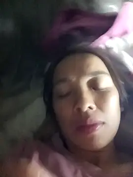 Karin-n online show from 11-28-25, 12:19