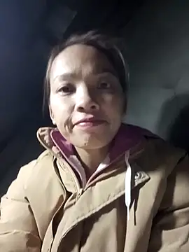 Karin-n online show from 11-29-25, 01:41