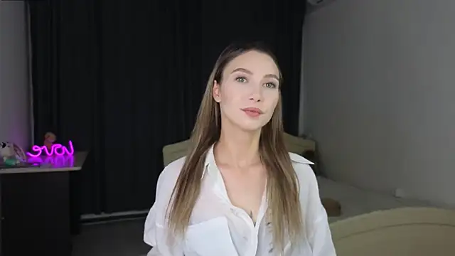 diana piar online show from 10-22-25, 03:01