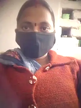 Snapshot of QRESABABY chatting on 10-30-25, 01:01 QRESABABY online show from 10-30-25, 01:01