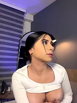 Leila Carteer online show from 11-28-25, 10:34