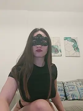 Snapshot of DeepLongHot chatting on 12-14-25, 09:52 DeepLongHot online show from 12-14-25, 09:52