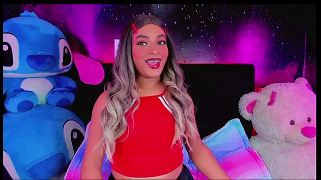 Snapshot of Alexiia_Sanchez chatting on 10-25-25, 12:51 Alexiia Sanchez online show from 10-25-25, 12:51