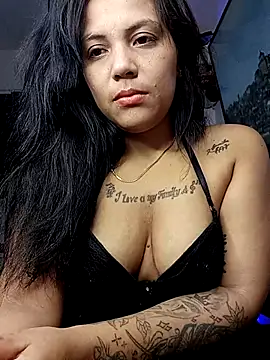 Snapshot of tattyHot95 chatting on 02-11-26, 01:05 tattyHot95 online show from 02-11-26, 01:05