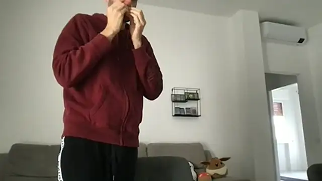 LukaShyGuy online show from 11-19-25, 08:14