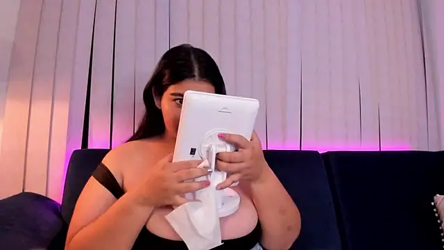 kendra crow online show from 12-18-25, 10:21