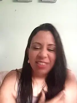 LeilaTaylor online show from 11-15-25, 01:29