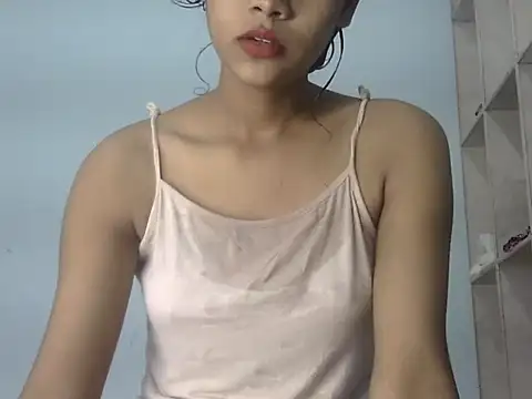 Snapshot of Bhan3 chatting on 11-02-25, 11:34 Bhan3 online show from 11-02-25, 11:34