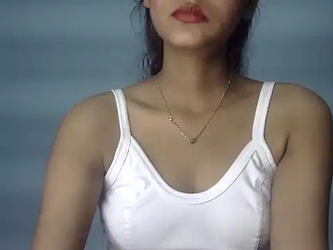 Snapshot of Bhan3 chatting on 11-14-25, 08:29 Bhan3 online show from 11-14-25, 08:29