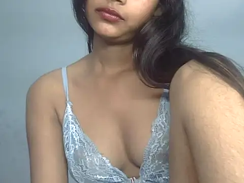 Snapshot of Bhan3 chatting on 11-30-25, 09:24 Bhan3 online show from 11-30-25, 09:24