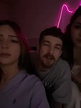 dorneles20 online show from 10-22-25, 08:03