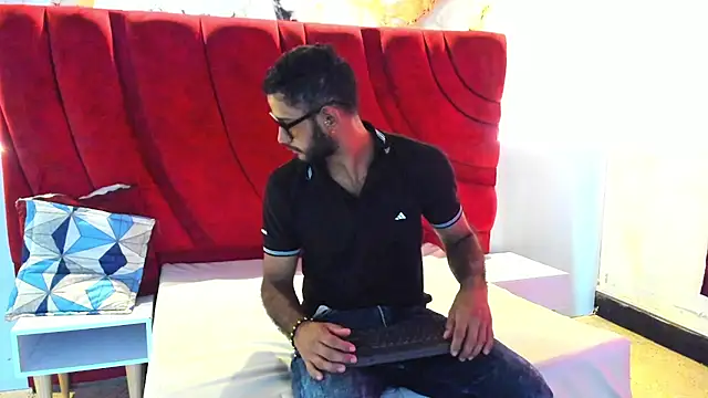 YEFERSON SCOTT online show from 11-08-25, 07:34