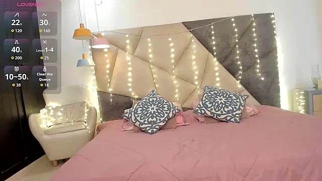 EmmaCarther online show from 11-07-25, 06:08