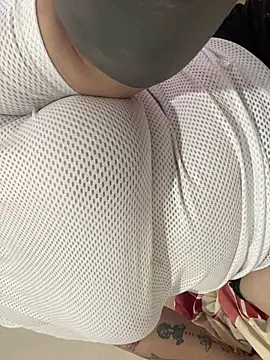 abby-hiltton online show from 11-01-25, 08:33