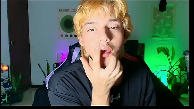 Habel  moretti online show from 02-21-26, 07:37