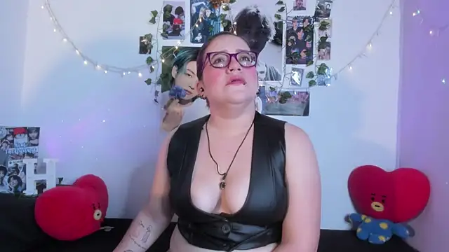 Rose Hellen online show from 11-05-25, 03:28