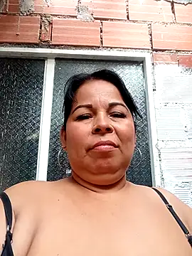 mother2-divorced online show from 11-29-25, 01:36