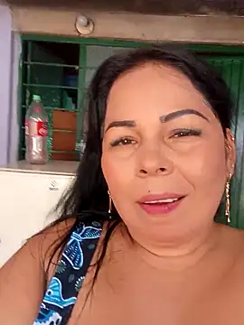 Snapshot of mother2-divorced chatting on 05-12-26, 07:33 mother2-divorced online show from 05-12-26, 07:33
