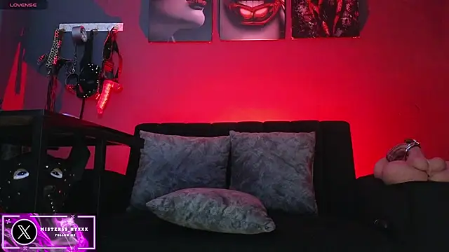 Misterss-Nyxxx online show from 03-04-26, 01:00