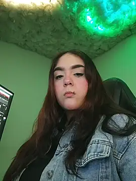 mirandahvelez online show from 10-23-25, 08:29