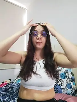 mirandahvelez online show from 11-03-25, 06:31