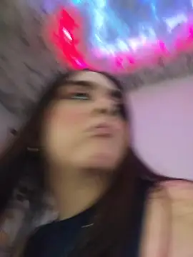 mirandahvelez online show from 11-22-25, 07:57