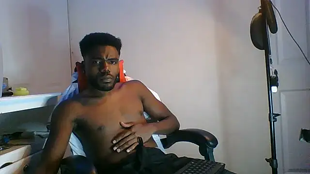Suamyst 25 online show from 06-06-26, 04:17