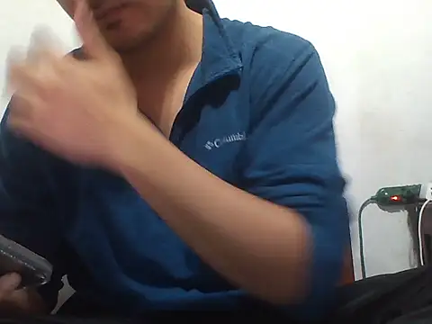 Snapshot of Krikri_sc chatting on 04-29-26, 01:43 Krikri sc online show from 04-29-26, 01:43