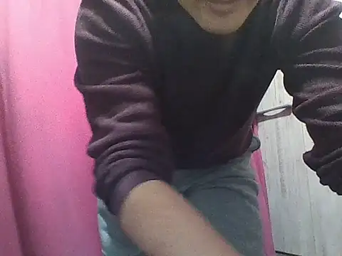Snapshot of Krikri_sc chatting on 05-22-26, 04:56 Krikri sc online show from 05-22-26, 04:56