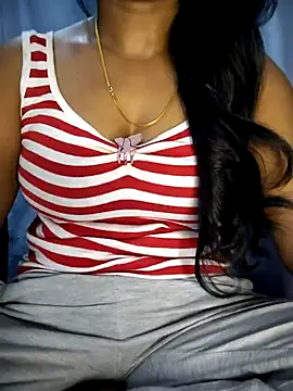 Ezabelljohn online show from 05-12-26, 06:38