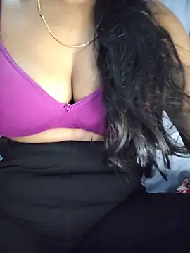 Ezabelljohn online show from 05-16-26, 12:18