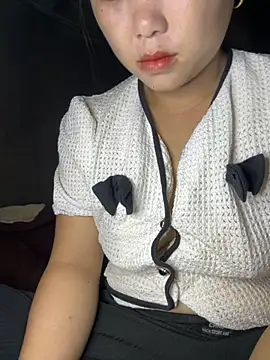 love pusy09 online show from 10-24-25, 12:41