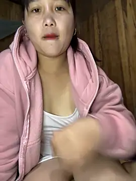 Snapshot of love_pusy09 chatting on 11-30-25, 01:20 love pusy09 online show from 11-30-25, 01:20