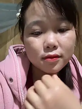 Snapshot of love_pusy09 chatting on 12-17-25, 07:25 love pusy09 online show from 12-17-25, 07:25