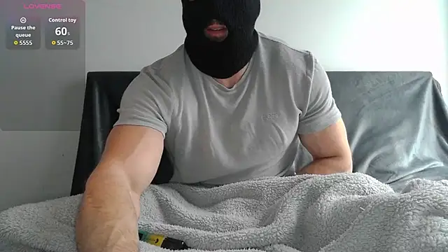 Masked Bull38 Uk online show from 12-03-25, 09:51