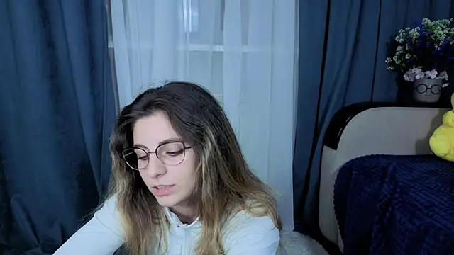 CasandraMickell online show from 10-25-25, 08:14