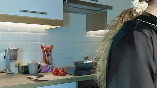 CasandraMickell online show from 11-08-25, 09:24