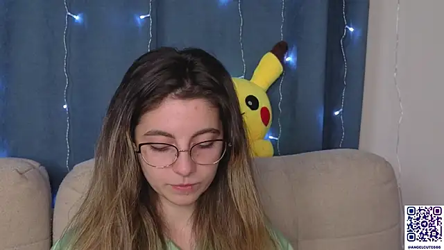 CasandraMickell online show from 11-21-25, 08:51