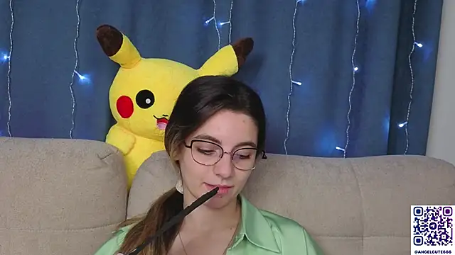 CasandraMickell online show from 11-22-25, 08:30