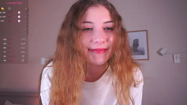 MegganKinson online show from 11-30-25, 05:22