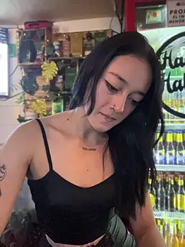 Lia  white online show from 11-01-25, 10:56