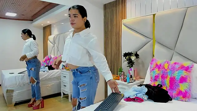 SweetKata  online show from 12-03-25, 11:41