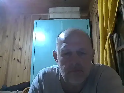 PedroXYZ25 online show from 10-23-25, 01:05