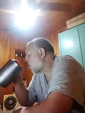 PedroXYZ25 online show from 10-23-25, 10:08