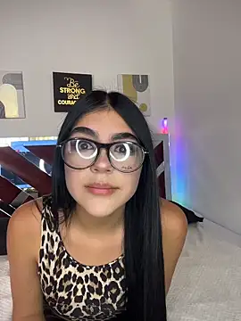 barbie latinaa online show from 10-24-25, 07:10